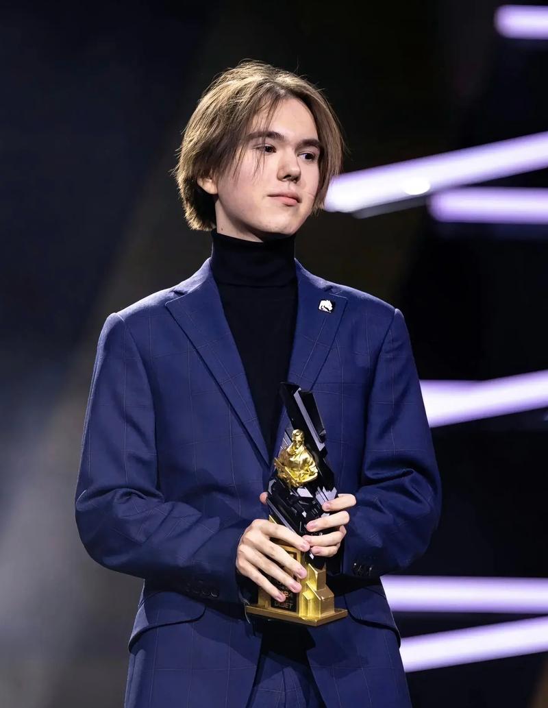 Spirit对G2：2024完美世界上海Major：欧洲RMR B的比赛预测和分析